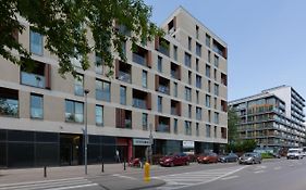 Kolejowa Apartments Warsaw by Renters